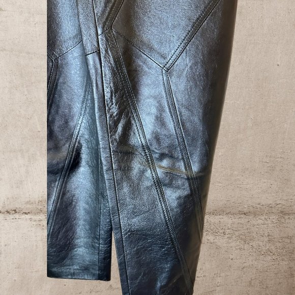 VINTAGE BLACK LEATHER 3/4 LENGTH PANTS (SZ 7) (EUC) - Picture 4 of 6